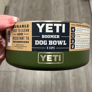 Yeti - 8 Cups - Hunter Green Dog Bowl